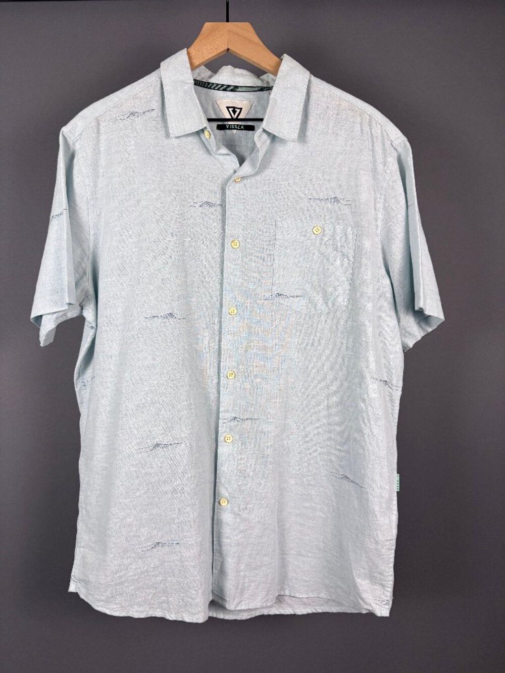 Vissla Men's Hemp Organic Cotton Short Sleeve Button Down Shirt Blue L